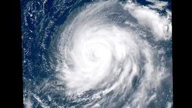 最新台风视频大全,直击风暴眼，揭秘台风奥秘